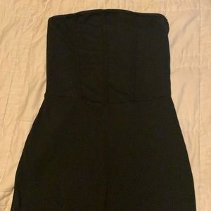 Black bodycon dress strapless